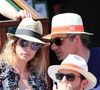 Pour surmonter ce drame, Laura Smet peut compter sur ses soutiens les plus précieux : son mari, Raphaël Lancrey-Javal, et leur petit garçon Léo. 

Laura Smet et son compagnon Raphaël - Personnalités dans les tribunes lors des internationaux de France de Roland Garros à Paris. Le 10 juin 2017.

© Jacovides - Moreau / Bestimage