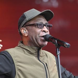 Samedi dernier, Youssou N’Dour s’est produit à l’Accor Arena, à Paris, pour son célèbre « Grand Bal », mais la soirée a été marquée par de nombreux incidents.

Youssou N'Dour - Concerts lors de la fête de l'Humanité sur la base au Plessis-Pâté. © Lionel Urman / Bestimage