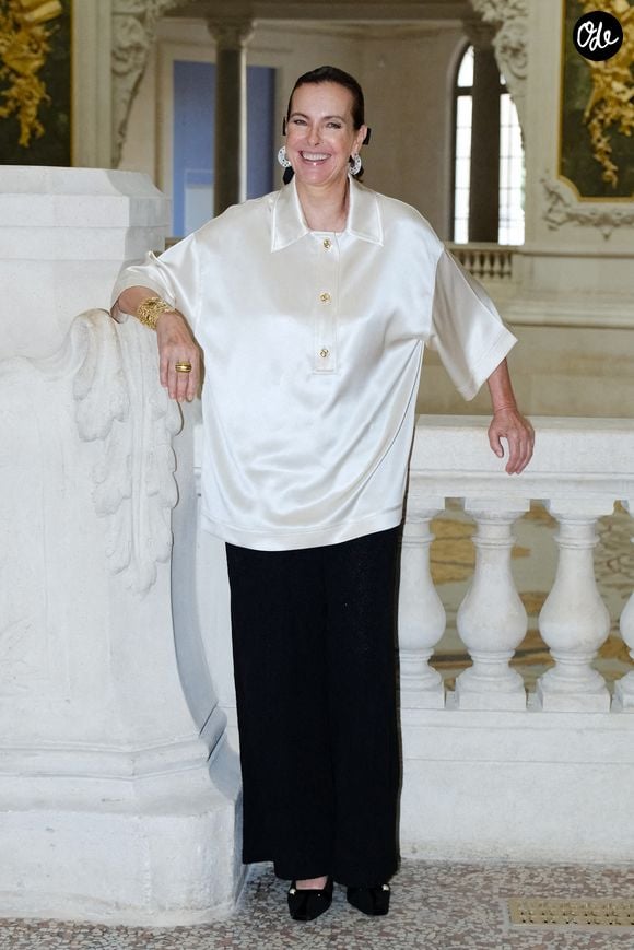 Carole Bouquet au premier défilé Chanel "Collection Haute Couture Automne/Hiver 2026-2027" lors de la Fashion Week de Paris, le 7 juillet 2026

© Pauline Mourey / Bestimage