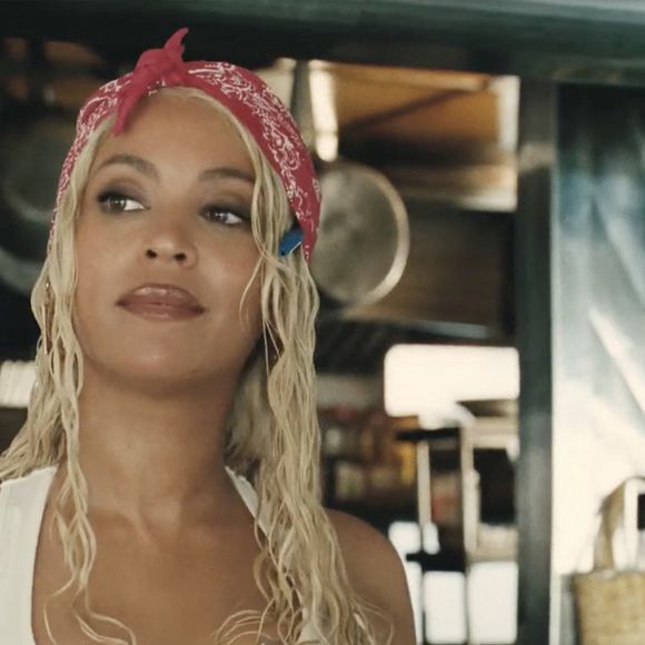 La superstar de la pop Beyonce sort dans la troisième annonce pour son engagement avec l’iconique marque de jeans Levi’s.
JLPPA / Bestimage