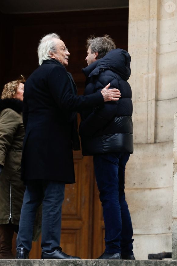 Patrick Chesnais - Arrivées aux obsèques de Niels Arestrup à l'Église Saint-Roch à Paris. Le 10 décembre 2024
© Christophe Clovis / Bestimage