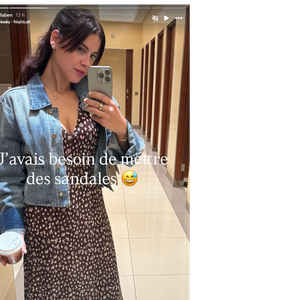 "Et puis un jour, tu te rends compte que ton aîné fait déjà ta taille !", écrit-elle.

Souailla, la femme de Jimmy Mohamed, en vacances à Dubaï avec leurs enfants.