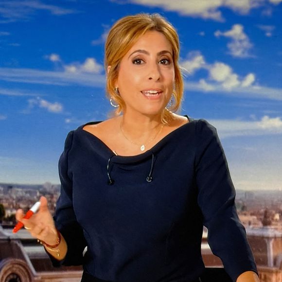 Captures d'écran - Léa Salamé présente son premier journal de 20 heures sur France 2  le 1er septembre 2025. 
© Alain Guizard / Bestimage