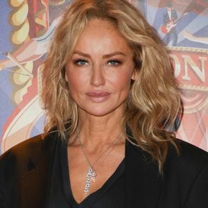 Alors qu'elle participe à la finale du jeu Les Traîtres ce jeudi sur M6, Adriana Karembeu s'est livrée sur ses habitudes quotidiennes de beauté et de remise en forme.
Adriana Karembeu au photocall de la générale de "Spectaculaire", le spectacle du cirque d'Hiver Bouglione à Paris, France. © Coadic Guirec/Bestimage