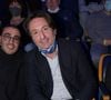En effet, le groupe Hermès est désormais valorisé à 248,6 milliards d’euros, contre 244,4 milliards pour LVMH
Exclusif - Brahim Asloum, Axel Dumas, Pdg d'Hermès - Gala de MMA ARES FC 2 au Palais des Sports Marcel Cerdan à Levallois-Perret le 11 décembre 2021. © Rachid Bellak/Bestimage