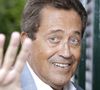 Et Georges Fenech de répondre, sans détour : "Aussi brutal ? Non non non non ça a été très vite, un vrai tourbillon et on a l'impression de vivre comme dans un rêve."

Exclusif - Georges Fenech lors de la 29ème édition de "La Forêt des Livres chez Gonzague Saint-Bris" à Chanceaux-près-Loches, le 31 août 2025.
© Cédric Perrin/Bestimage