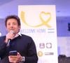 Mis en examen dans plusieurs dossiers de violences sexuelles, que le chanteur conteste, Patrick Bruel avait expliqué vouloir éviter que sa tournée ne devienne le prolongement des polémiques qui l’entourent.

Exclusif - Patrick Bruel - Soirée "Welcome Home" organisée par F. Tapiro afin de fêter le retour des otages israeliens aux Salons Hoche à Paris le 15 octobre 2025. © Rachid Bellak/Bestimage