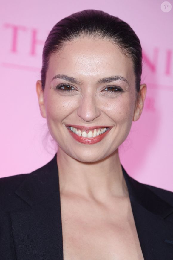 Lucie Bernardoni assiste au dîner Peninsula in Pink par Octobre Rose au profit des Bonnes Fees, à Paris, France, le 03 octobre 2024. Photo par Jerome Dominé/Abacapress.com