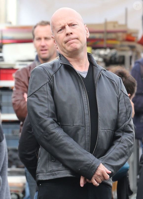 Bruce Willis - Tournage du film "Red 2" a Paris. Le 11 Octobre 2012 BORDENAVE-MOREAU / BESTIMAGE