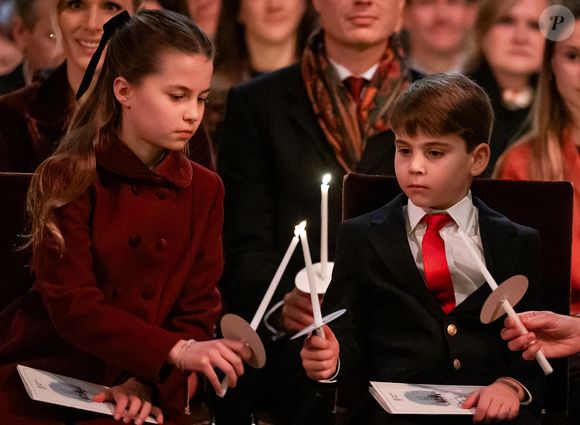 La princesse Charlotte de Galles, le prince Louis de Galles - La famille royale d'Angleterre assiste à la messe "Together At Christmas Carol" à l'abbaye de Westminster à Londres, Royaume-Uni le 6 Décembre, 2024 Julien Burton / Bestimage