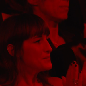 Mylène Farmer chante au Festival de Cannes, Juliette Armanet émue - capture d'écran France 2