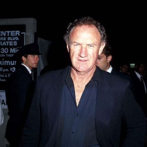 Santa Fe, NM - L'acteur Gene Hackman (95 ans) et son épouse Betsy Arakawa (63 ans) ont été retrouvés morts dans leur maison de Santa Fe, au Nouveau-Mexique. Les autorités ont déclaré qu'une enquête était en cours. (Backgrid USA / Bestimage).