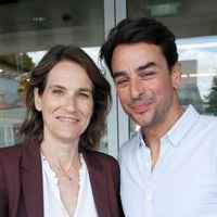Éclipse, plage, piscine… Julian Bugier profite pleinement de ses vacances avec son épouse Claire Fournier