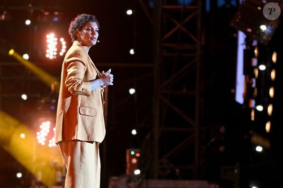 Exclusif - Nawell Madani - Premier jour de l'enregistrement de l'émission "L'humour à la plage" pour le 1er festival de Juan les Pins à la pinède Gould le 4 juillet 2024. © Bruno Bebert / JR Santini / Bestimage