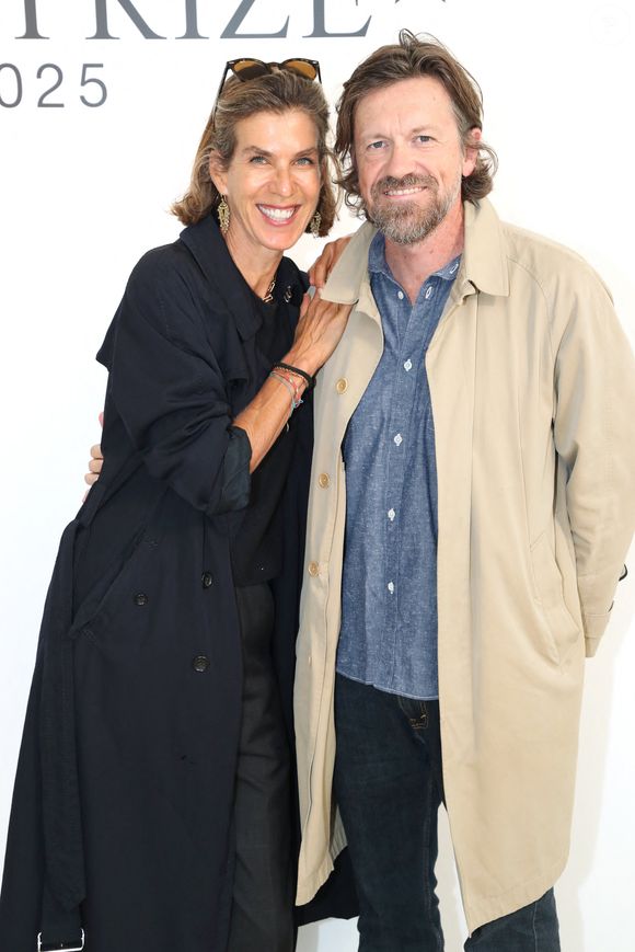 Son fils Paul s'étant marié en 2009 à la journaliste, animatrice de radio et romancière Marion Ruggieri, fille d'Ève Ruggieri.

Vanessa van Zuylen, productrice, et Paul Barrois au LVMH Prize 2025 à la Fondation Vuitton à Paris le 02 Septembre 2025. © Bertrand Rindoff / Bestimage