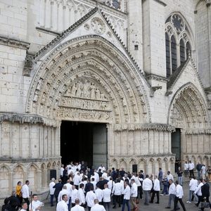 Illustration - Obsèques de Joël Robuchon dans la cathédrale Saint-Pierre de Poitiers le 17 août 2018.
© Patrick Bernard / Bestimage