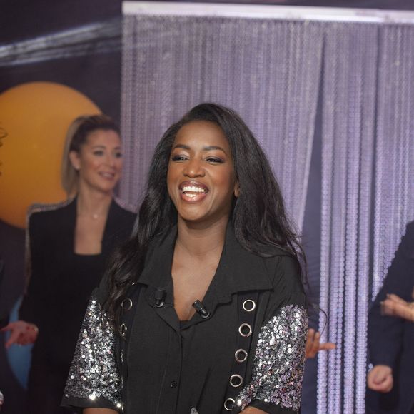 Exclusif - Hapsatou Sy - Première émission "TPMP Elles refont la télé", une version féminine de "Touche pas à mon poste !" sur C8  présentée par H. Sy à Paris. 
© Jack Tribeca/Bestimage