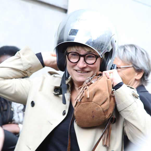 Exclusif - Christine Bravo (scooter) - People à la sortie des studios de la radio RTL à Paris, le 28 mai 2015. © Agence / Bestimage