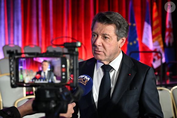 Christian Estrosi, le maire de Nice, accompagné de sa femme la journaliste et chroniqueuse de télé, Laura Tenoudji, a participé à la réunion de rentrée des Amis du Maire organisé dans la salle de spectacle du Palais de la Méditerranée à Nice, le 20 janvier 2023.
 © Bruno Bebert/Bestimage