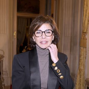 Invitée sur le podcast d’Agathe Lecaron, "Ex", Rachida Dati s’est livrée à de rares confidences sur sa vie amoureuse et sur l’homme mystérieux qui partage actuellement son quotidien.

Exclusif - Portrait de Rachida Dati à Paris.
© Cédric Perrin/Bestimage