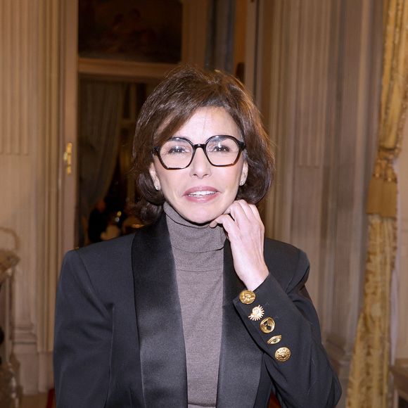 Invitée sur le podcast d’Agathe Lecaron, "Ex", Rachida Dati s’est livrée à de rares confidences sur sa vie amoureuse et sur l’homme mystérieux qui partage actuellement son quotidien.

Exclusif - Portrait de Rachida Dati à Paris.
© Cédric Perrin/Bestimage