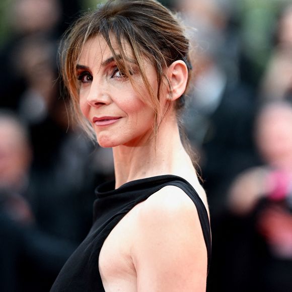 Clotilde Courau assiste au tapis rouge de la Nouvelle Vague lors du 78ème Festival de Cannes au Palais des Festivals le 17 mai 2025 à Cannes, France Photo by Franck Castel/ABACAPRESS.COM