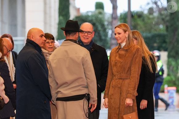 Le prince Albert II de Monaco, La princesse Charlène de Monaco, La princesse Stéphanie de Monaco, Camille Gottlieb lors du spectacle Monaco sous les Etoiles, sous le chapiteau de Fontvieille à Monaco, le 22 décembre 2025. 
© Claudia Albuquerque / Bestimage