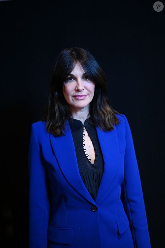 Helena Noguerra - Cérémonie des Paris Films Critics Awards au Silencio à Paris le 4 février 2024. Ce trophée du cinéma, créé à l'initiative de S. Bobino, fondateur & co-président du Festival du Film de La Baule et délégué général de la Semaine du Cinéma Positif à Cannes, récompensent les talents les plus notables du cinéma français et international. La cérémonie de la 3ème édition des Paris Film Critics Awards était présentée par les journalistes et membres de l'académie, É.Suigo (France Info) et K. Elarbi (Canal+ / Le Cercle).
L'académie des Paris Film Critics Awards, composée d'une centaine de critiques et journalistes professionnels de cinéma et culture parisiens, honore chaque année les personnalités du cinéma qui ont su se démarquer durant l'année précédente. © Rachid Bellak/Bestimage