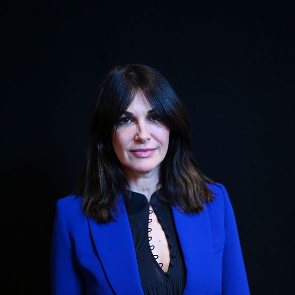 Helena Noguerra - Cérémonie des Paris Films Critics Awards au Silencio à Paris le 4 février 2024. Ce trophée du cinéma, créé à l'initiative de S. Bobino, fondateur & co-président du Festival du Film de La Baule et délégué général de la Semaine du Cinéma Positif à Cannes, récompensent les talents les plus notables du cinéma français et international. La cérémonie de la 3ème édition des Paris Film Critics Awards était présentée par les journalistes et membres de l'académie, É.Suigo (France Info) et K. Elarbi (Canal+ / Le Cercle).
L'académie des Paris Film Critics Awards, composée d'une centaine de critiques et journalistes professionnels de cinéma et culture parisiens, honore chaque année les personnalités du cinéma qui ont su se démarquer durant l'année précédente. © Rachid Bellak/Bestimage