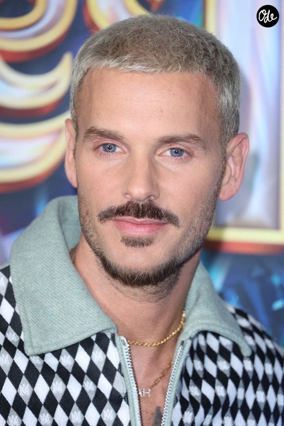 M. Pokora assiste à la première de « Les Trolls 3 » au cinéma Gaumont Marignan à Paris, en France, le 11 octobre 2023. Photo : Jérôme Domine/ABACAPRESS.COM
