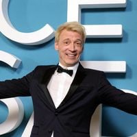 Après son apparition aux Cesar, Emmanuel Curtil, la voix française de Jim Carrey, rejoint le casting d’une célèbre émission