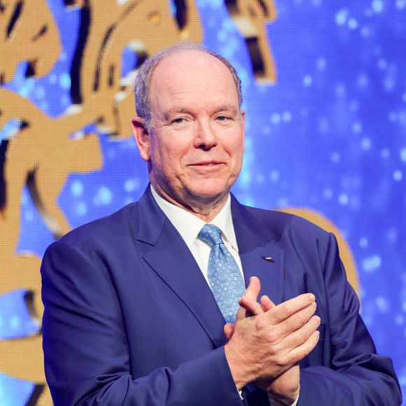 Jazmin et Alexandre Grimaldi se sont retrouvés à Los Angeles pour une journée spéciale.

Le prince Albert II de Monaco lors des Sportel Awards 2025 au Grimaldi Forum à Monaco. © Claudia Albuquerque/Bestimage