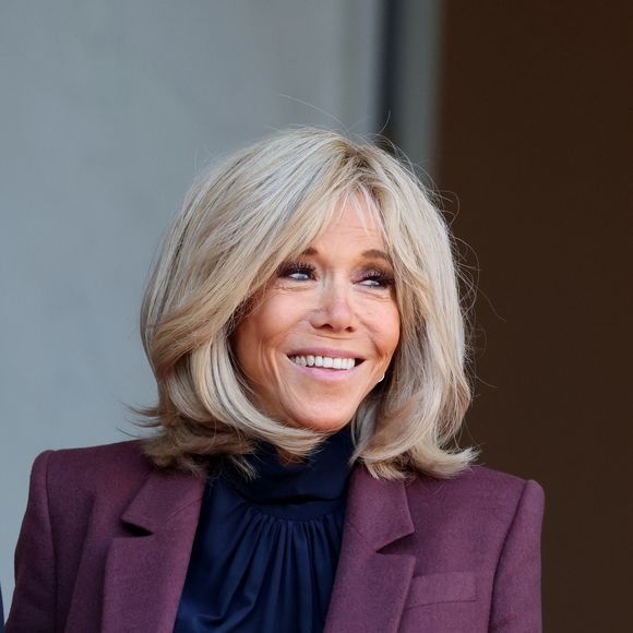 Le président de la République Emmanuel Macron et la première dame Brigitte Macron accueillent le roi Philippe et la reine Mathilde de Belgique à l'Elysée, le 14 octobre 2024, à l'occasion de leur visite officielle en France, du 14 au 16 octobre 2024. 
© Dominique Jacovides / Bestimage