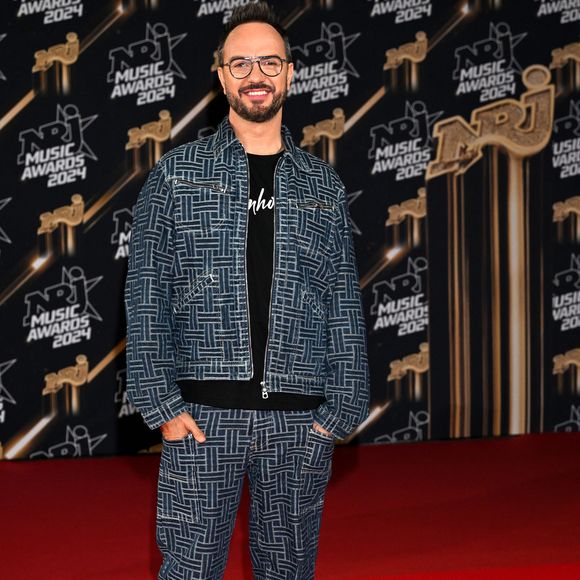Jarry au photocall de la 26ème édition des NRJ Music Awards à Cannes, le 1er novembre 2024. © Bebert-Guignebourg/Bestimage