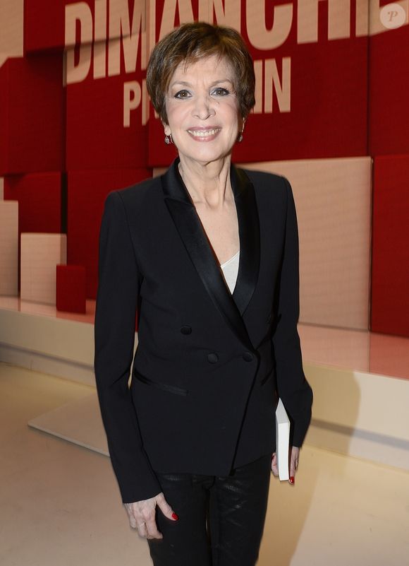 Catherine Laborde - Enregistrement de l'émission "Vivement Dimanche" à Paris le 10 février 2016 et qui sera diffusée le 14 février 2016.  © Coadic Guirec/Bestimage