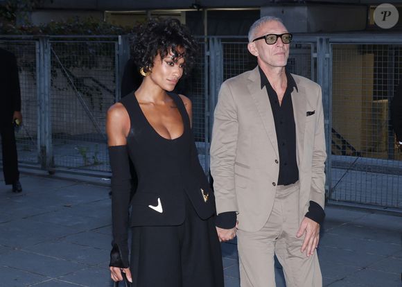 Une pratique encore peu connue, mais qui est devenue l'une des passions préférées de l'acteur... avec le cinéma.

Vincent Cassel et Narah Baptista au défilé Schiaparelli Collection Femme Prêt-à-Porter Printemps/Eté lors de la Fashion Week à Paris. 

Photo : Denis Guignebourg / Bestimage