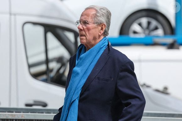 L’homme politiqué s’est éteint à l’âge de 80 ans, dans la nuit du lundi au mardi 4 mars 2025

Jean-Louis Debré -  Arrivées aux obsèques du prince Jean-Stanislas Poniatowski en l'Eglise polonaise à Paris, France, le 29 avril 2024. © Jacovides-Moreau/Bestimage