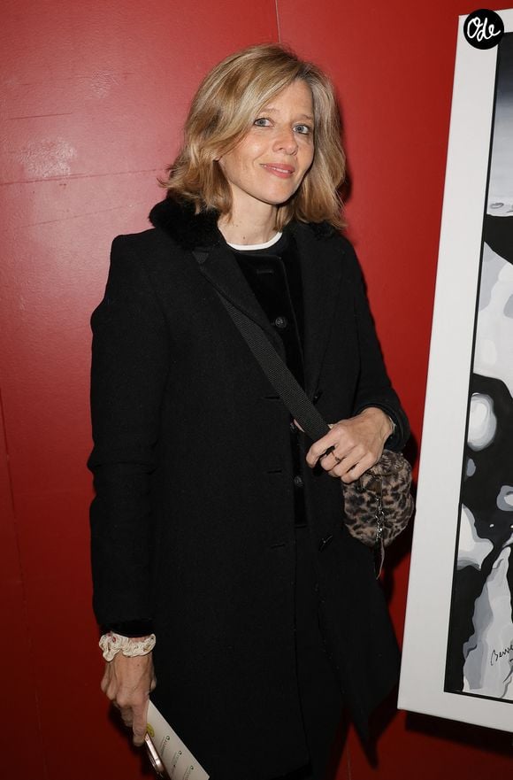 À savoir Wendy Bouchard.

Exclusif - Wendy Bouchard lors du concert hommage à Brigitte Bardot au palais des Congrès à Paris "Brigitte Bardot autobiographie symphonique" le 2 avril 2026. © Coadic Guirec / Bestimage