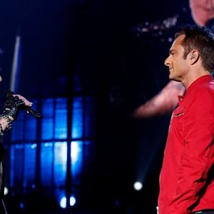 "Pour moi, c’était très difficile parce que j’avais des sentiments mélangés, en fait", a révélé David Hallyday, revenant alors sur la dichotomie des émotions qu’il ressentait durant cette période.

Exclusif - David Hallyday - Johnny Hallyday en concert au POPB de Bercy a Paris - Jour 2 de la tournee "Born Rocker Tour". Le 15 juin 2013