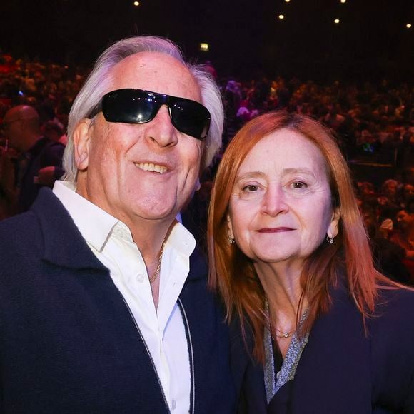 Gilbert Montagné et sa femme Nikole forment un clan soudé depuis des décennies. 

Exclusif - Gilbert Montagné et sa femme Nicole - Célébrités lors du concert "50 Ans d'Amour" de Chantal Goya au palais des Congès à Paris, France. © Jack Tribeca/Bestimage