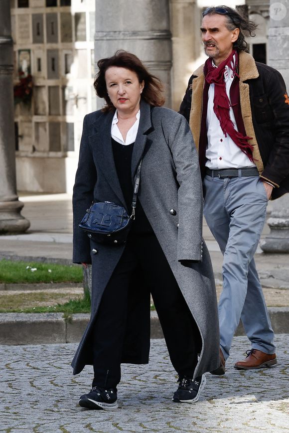 Anne Roumanoff - Obsèques d'Isabelle Mergault à la Coupole du Père-Lachaise à Paris le 30 mars 2026. © Cyril Moreau - Dominique Jacovides / Bestimage