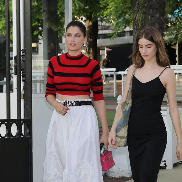 Laetitia Casta et sa fille Sahteene Sednaoui quittant le défilé Miu Miu lors de la Fashion Week 2019 de Paris, à Paris, France, le 29 juin 2019. Photo by MCvitanovic/Splash NewsABACAPRESS.COM
