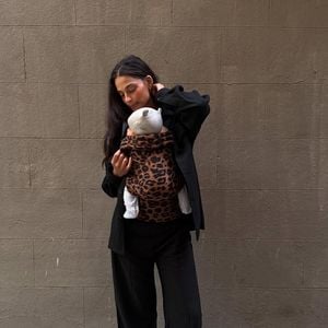 Tatiana Silva avec son fils June sur Instagram @tatianasilva_official - 25 mai 2025
