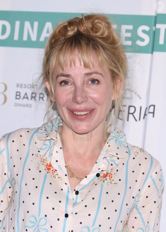 Il s'agit de la ville de Bougival, dans les Yvelines.

Julie Depardieu lors de la soirée d'ouverture de la 35ème édition du Festival du Film Britannique et Irlandais de Dinard, le 3 octobre 2024.

Photo : Denis Guignebourg / Bestimage