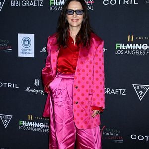 Juliette Binoche arrive au festival Filming Italy Los Angeles 2026 qui se tient au Directors Guild Theatre le 12 février 2026 à Los Angeles, Californie. Photo Tammie Arroyo / Aff/Abaca