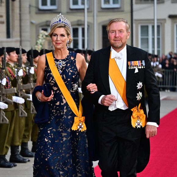 Le roi Willem-Alexander et la reine Maxima des Pays-Bas aux arrivées du dîner de gala des célébrations du changement de trône au Palais grand-ducal du Luxembourg, le 3 octobre 2025. © Christian Liewig/Bestimage