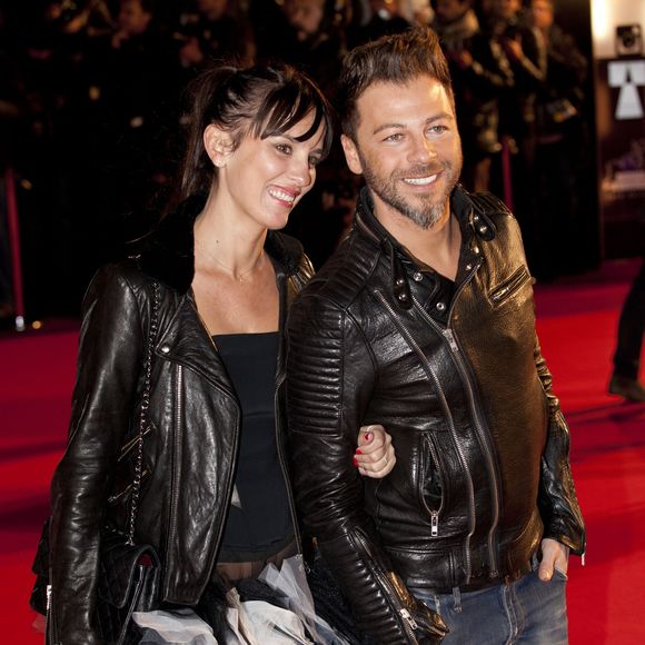 Il souligne le rôle central de sa compagne dans l’éducation des enfants et l’organisation du quotidien. 

Christophe Mae et sa femme Nadege Sarron - 15eme édition des NRJ Music Awards a Cannes. Le 14 décembre 2013