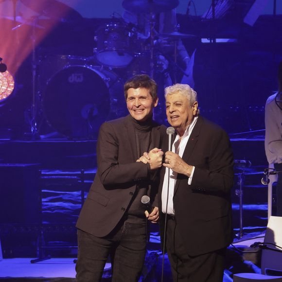Le concert a été marqué par la présence de nombreuses personnalités venues célébrer ses 60 ans de carrière...


Enrico Macias et Thomas Sotto - Concert d’Enrico Macias pour sa tournée La Fête Continue ! dans la salle de spectacle Le Dôme de Paris - Palais des Sports à Paris, France, le 15 mars 2025. © Jack Tribeca/Bestimage