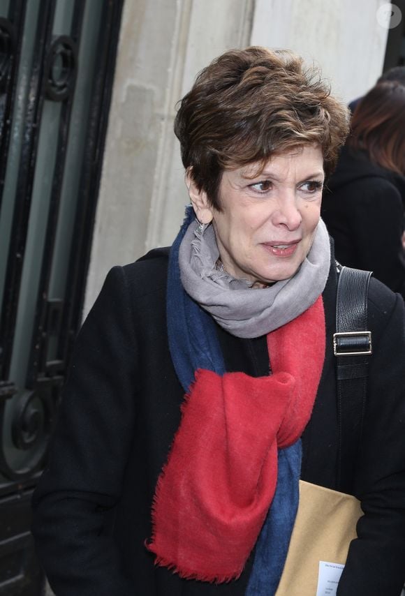 Là-bas, comme de nombreuses célébrités, Catherine Laborde avait trouvé la sérénité et la tranquillité qu'elle recherchait 
Exclusif - Catherine Laborde à Paris le 15 février 2016. Agence / Bestimage