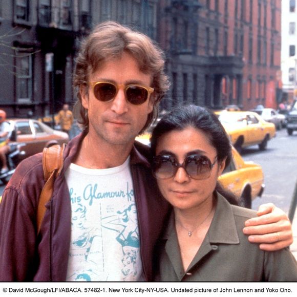 Photo non datée de John Lennon et Yoko Ono. © David McGough/LFI/ABACA